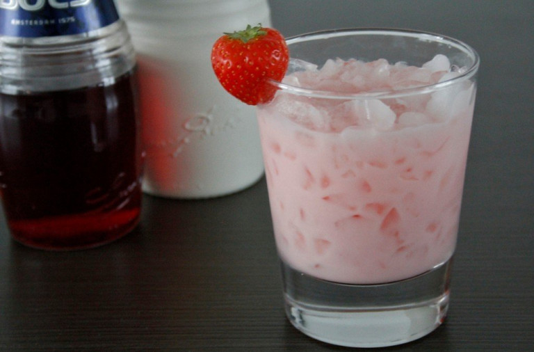 Strawberry Cheesecake cocktail recept Cocktailicious.nl