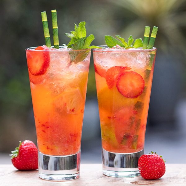 strawberry mojito cocktail