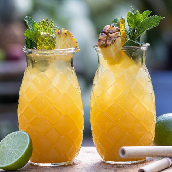Rum swizzle cocktail